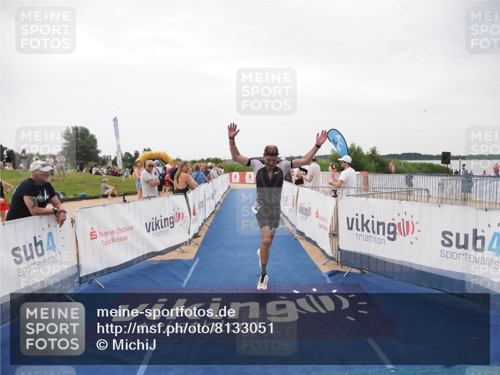 22.06.2025 - Viking Triathlon MichiJ http://msf.ph/oto/8133051 22.06.2025 15:52:51 Ziel 463 meine-sportfotos.de