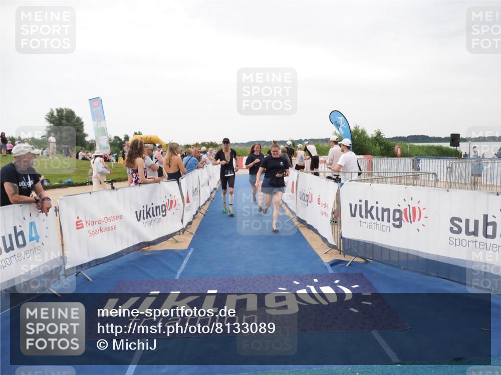 22.06.2025 - Viking Triathlon MichiJ http://msf.ph/oto/8133089 22.06.2025 15:53:39 Ziel 75, 637 meine-sportfotos.de