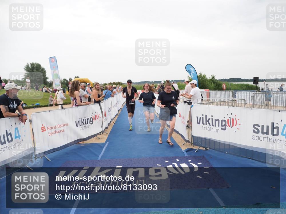 22.06.2025 - Viking Triathlon MichiJ http://msf.ph/oto/8133093 22.06.2025 15:53:40 Ziel 75, 637 meine-sportfotos.de