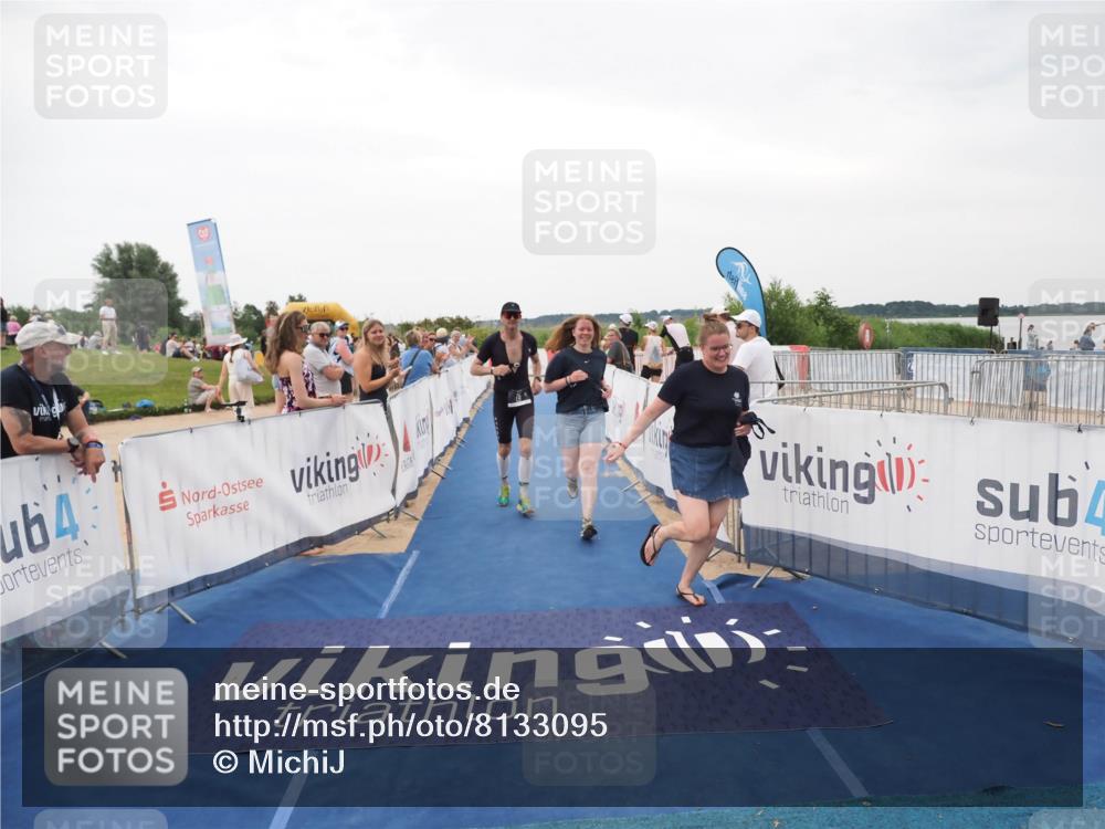 22.06.2025 - Viking Triathlon MichiJ http://msf.ph/oto/8133095 22.06.2025 15:53:40 Ziel 75, 637 meine-sportfotos.de