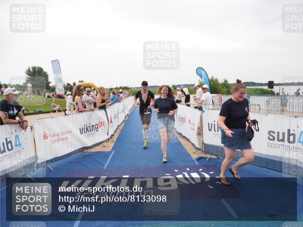 22.06.2025 - Viking Triathlon MichiJ http://msf.ph/oto/8133098 22.06.2025 15:53:40 Ziel 75, 637 meine-sportfotos.de