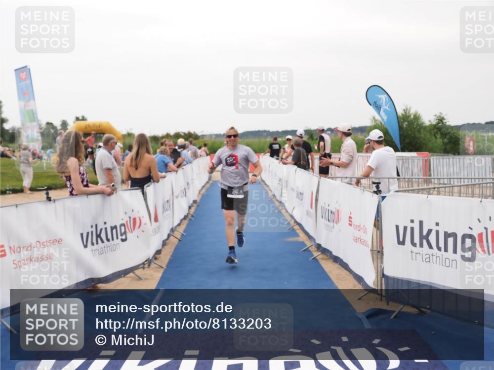 22.06.2025 - Viking Triathlon MichiJ http://msf.ph/oto/8133203 22.06.2025 15:54:18 Ziel 43, 241 meine-sportfotos.de