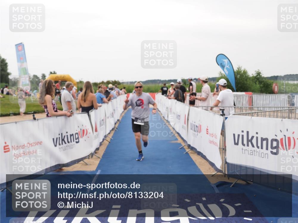 22.06.2025 - Viking Triathlon MichiJ http://msf.ph/oto/8133204 22.06.2025 15:54:18 Ziel 43, 241 meine-sportfotos.de