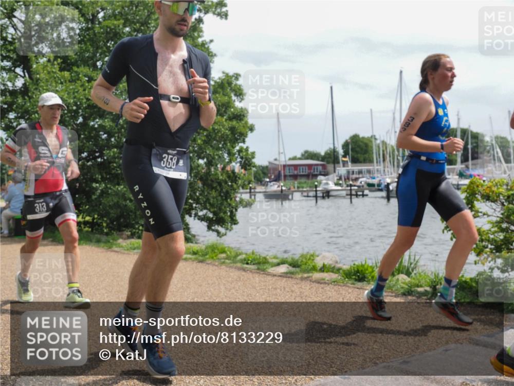 22.06.2025 - Viking Triathlon KatJ http://msf.ph/oto/8133229 22.06.2025 14:04:36 Laufen 41, 72, 313, 358, 366, 383 meine-sportfotos.de