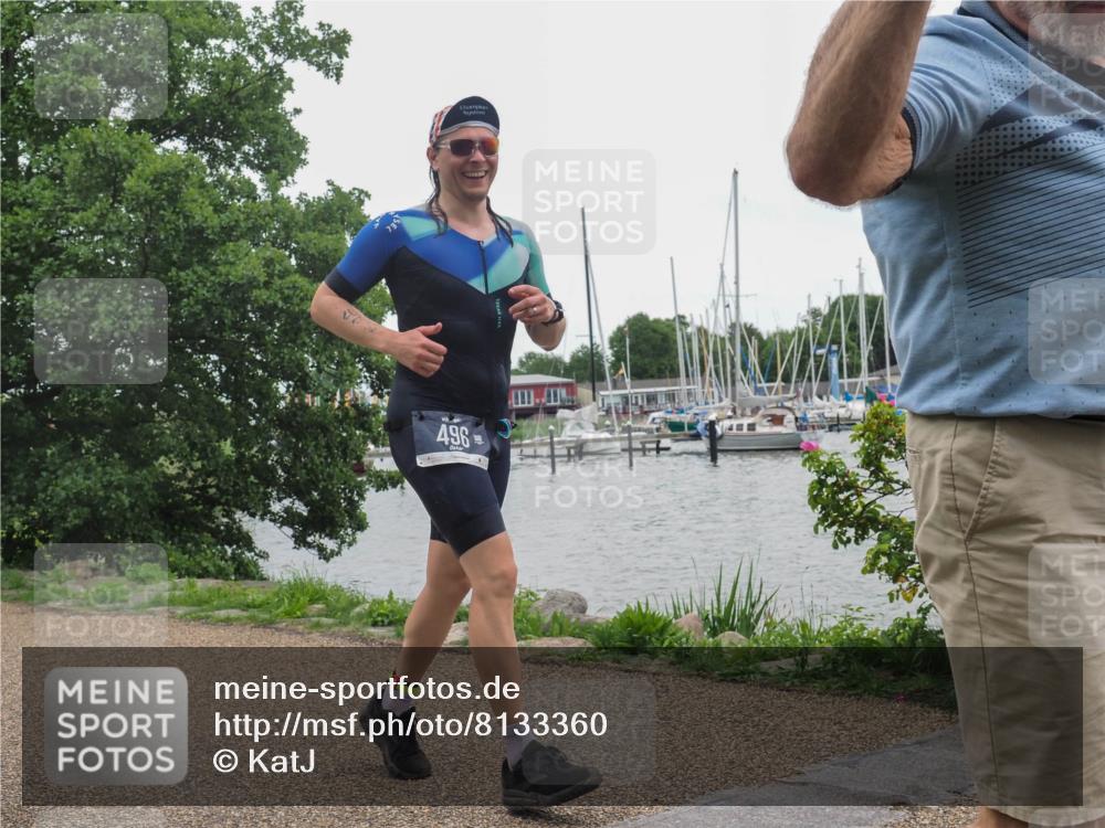 22.06.2025 - Viking Triathlon KatJ http://msf.ph/oto/8133360 22.06.2025 15:46:39 Laufen 496 meine-sportfotos.de