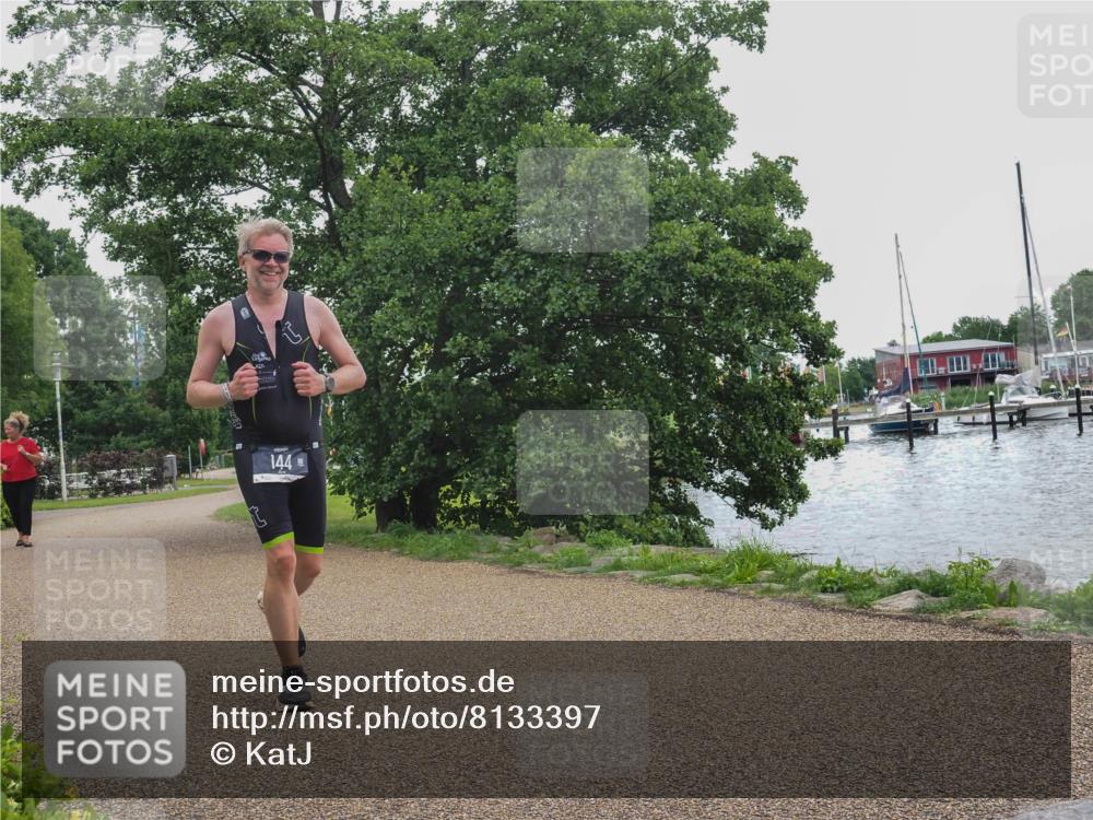 22.06.2025 - Viking Triathlon KatJ http://msf.ph/oto/8133397 22.06.2025 15:46:49 Laufen 144 meine-sportfotos.de