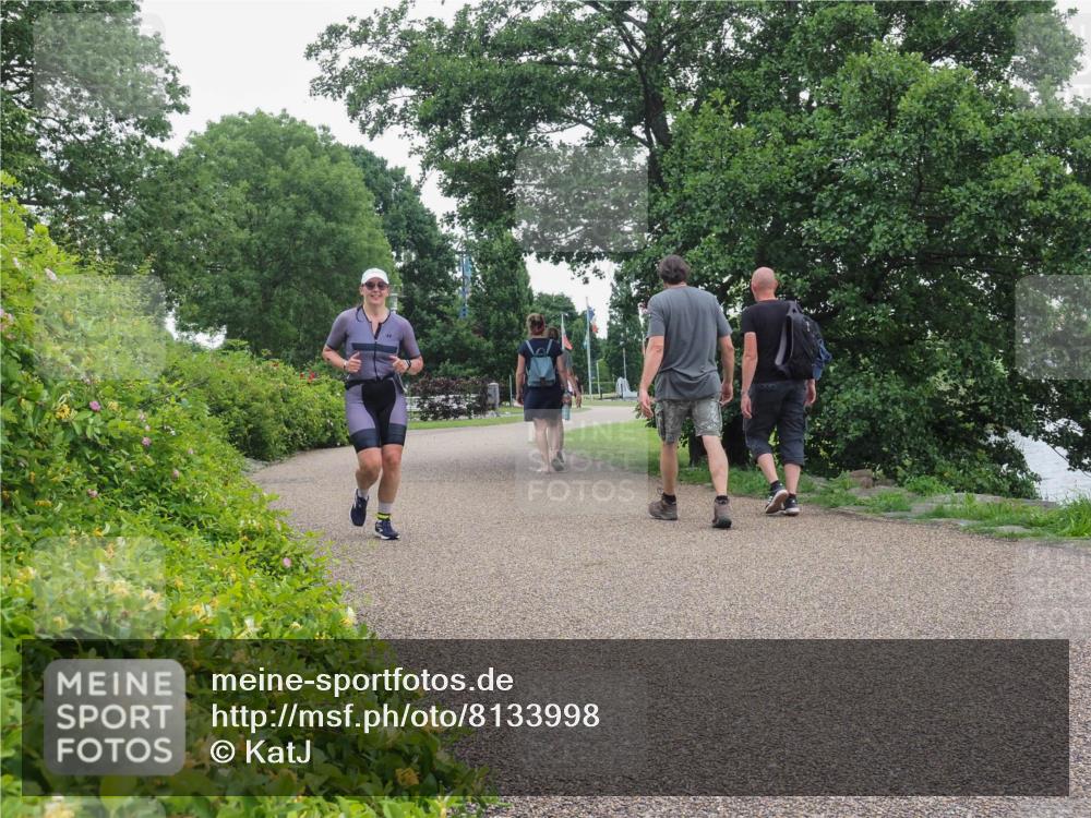 22.06.2025 - Viking Triathlon KatJ http://msf.ph/oto/8133998 22.06.2025 15:54:35 Laufen 441 meine-sportfotos.de