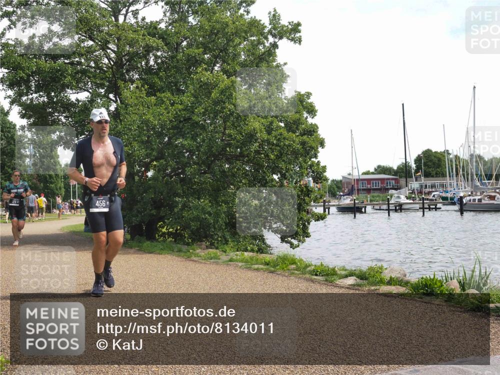 22.06.2025 - Viking Triathlon KatJ http://msf.ph/oto/8134011 22.06.2025 14:09:47 Laufen 376, 456 meine-sportfotos.de