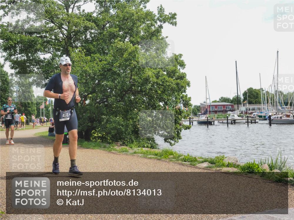 22.06.2025 - Viking Triathlon KatJ http://msf.ph/oto/8134013 22.06.2025 14:09:47 Laufen 376, 456 meine-sportfotos.de