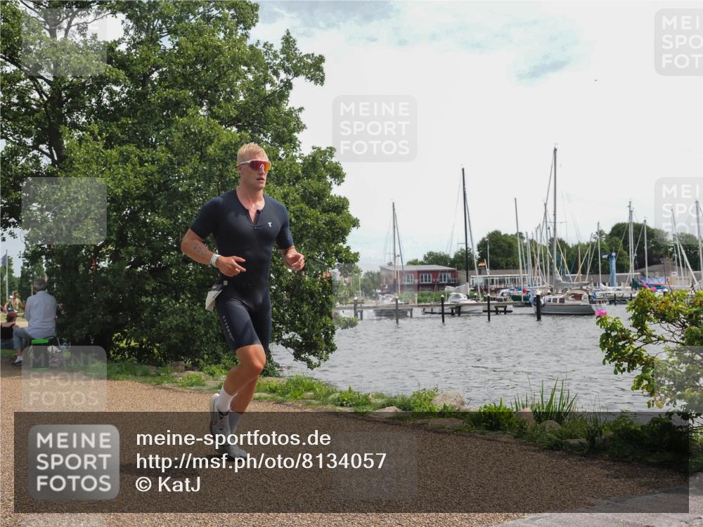 22.06.2025 - Viking Triathlon KatJ http://msf.ph/oto/8134057 22.06.2025 14:10:01 Laufen 229 meine-sportfotos.de