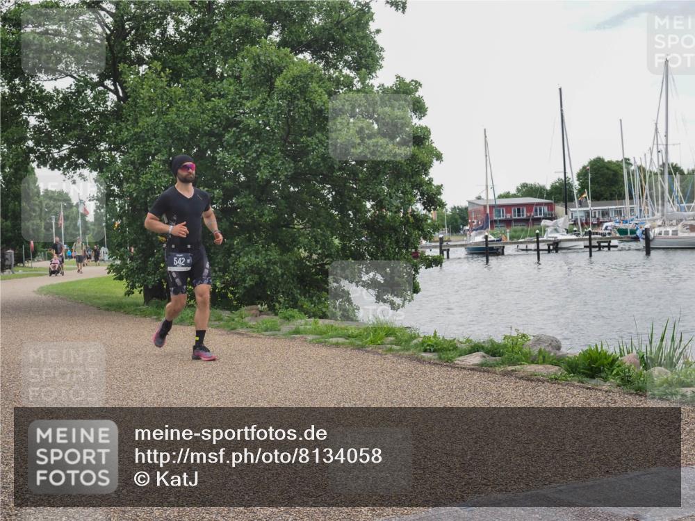22.06.2025 - Viking Triathlon KatJ http://msf.ph/oto/8134058 22.06.2025 15:55:27 Laufen 542 meine-sportfotos.de