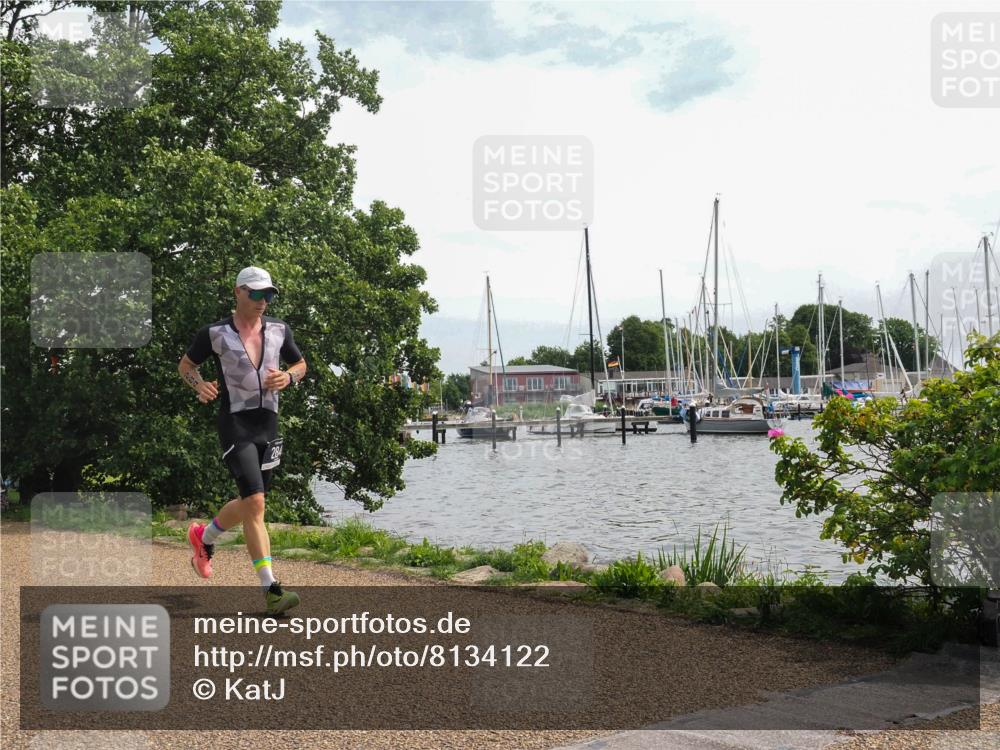 22.06.2025 - Viking Triathlon KatJ http://msf.ph/oto/8134122 22.06.2025 14:10:16 Laufen 284 meine-sportfotos.de