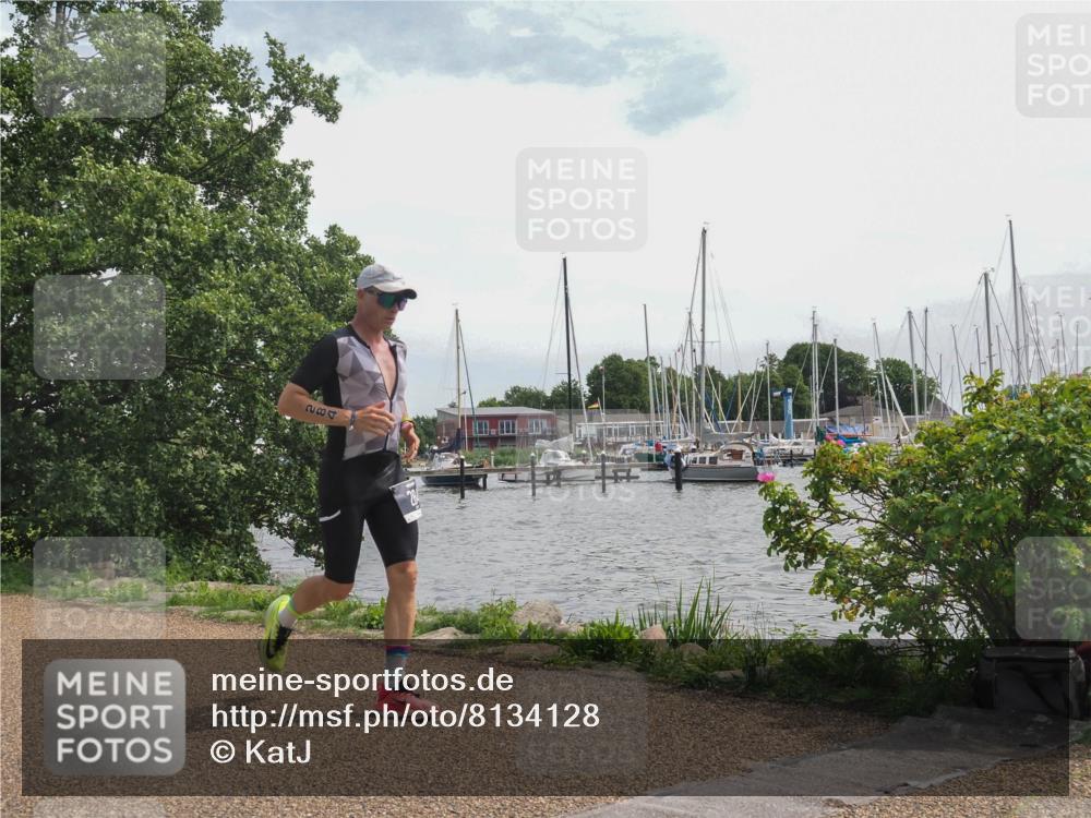 22.06.2025 - Viking Triathlon KatJ http://msf.ph/oto/8134128 22.06.2025 14:10:16 Laufen 284 meine-sportfotos.de