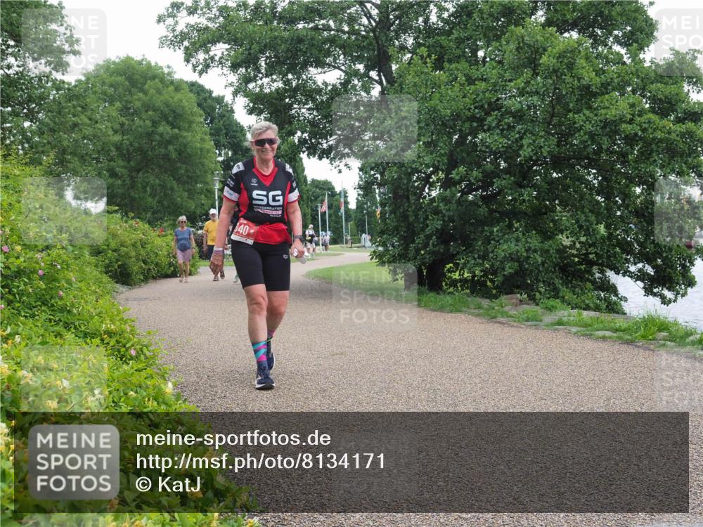 22.06.2025 - Viking Triathlon KatJ http://msf.ph/oto/8134171 22.06.2025 15:57:48 Laufen 640 meine-sportfotos.de
