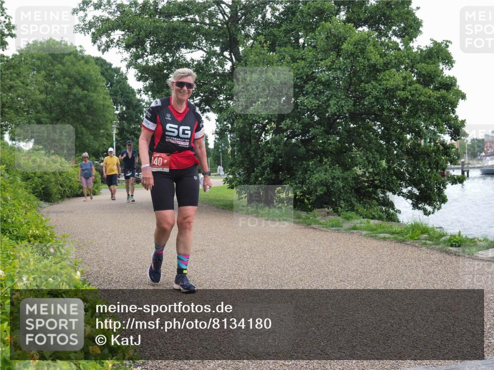 22.06.2025 - Viking Triathlon KatJ http://msf.ph/oto/8134180 22.06.2025 15:57:49 Laufen 640 meine-sportfotos.de