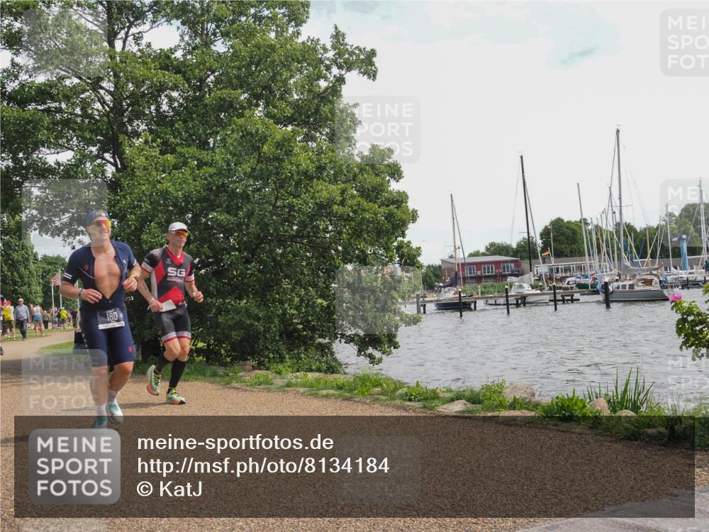 22.06.2025 - Viking Triathlon KatJ http://msf.ph/oto/8134184 22.06.2025 14:10:43 Laufen 145, 150, 180 meine-sportfotos.de