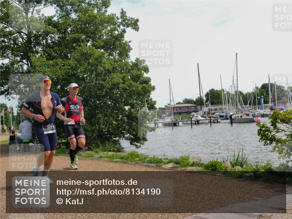 22.06.2025 - Viking Triathlon KatJ http://msf.ph/oto/8134190 22.06.2025 14:10:44 Laufen 46, 145, 150, 180 meine-sportfotos.de