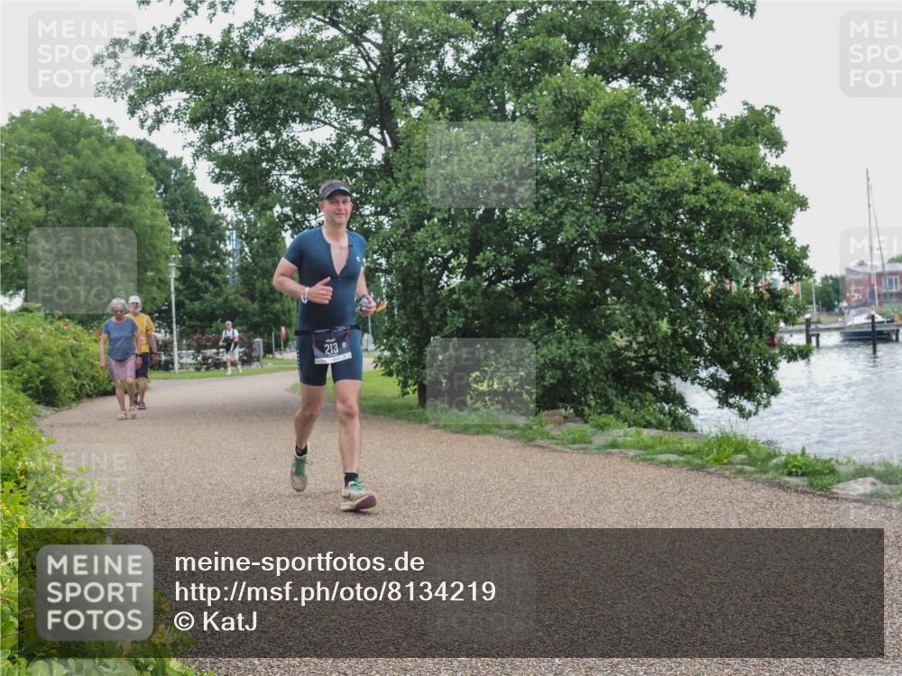 22.06.2025 - Viking Triathlon KatJ http://msf.ph/oto/8134219 22.06.2025 15:57:54 Laufen 213 meine-sportfotos.de