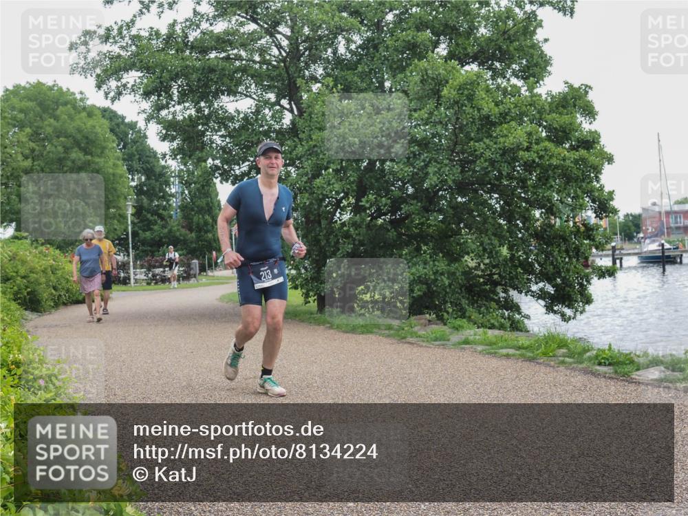 22.06.2025 - Viking Triathlon KatJ http://msf.ph/oto/8134224 22.06.2025 15:57:54 Laufen 213 meine-sportfotos.de
