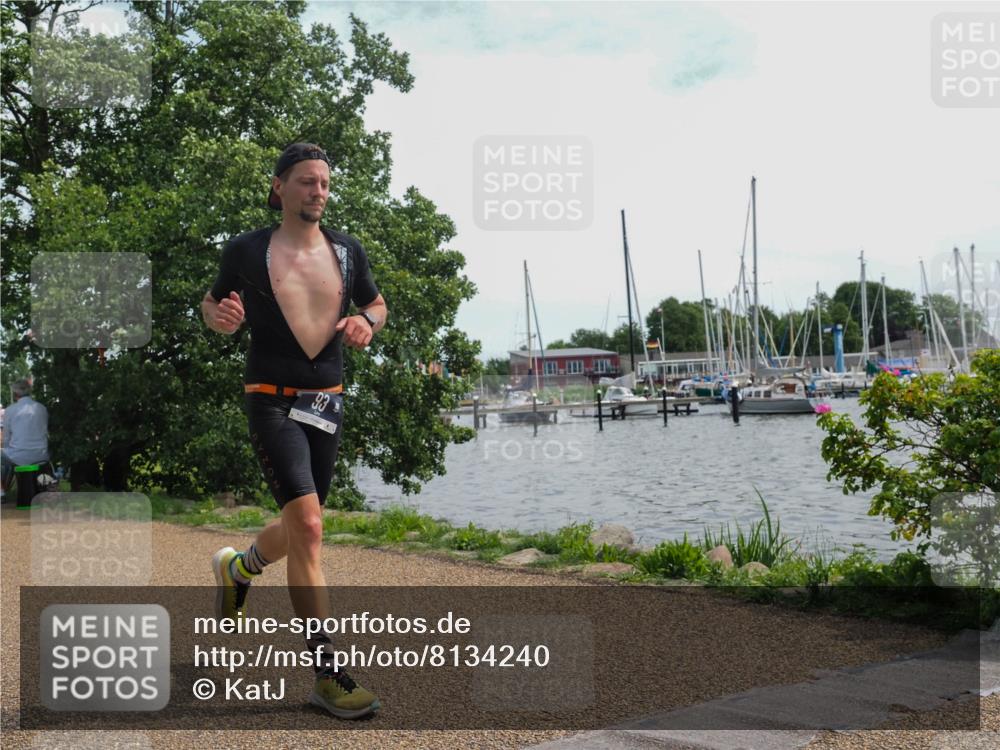 22.06.2025 - Viking Triathlon KatJ http://msf.ph/oto/8134240 22.06.2025 14:10:51 Laufen 93, 292 meine-sportfotos.de
