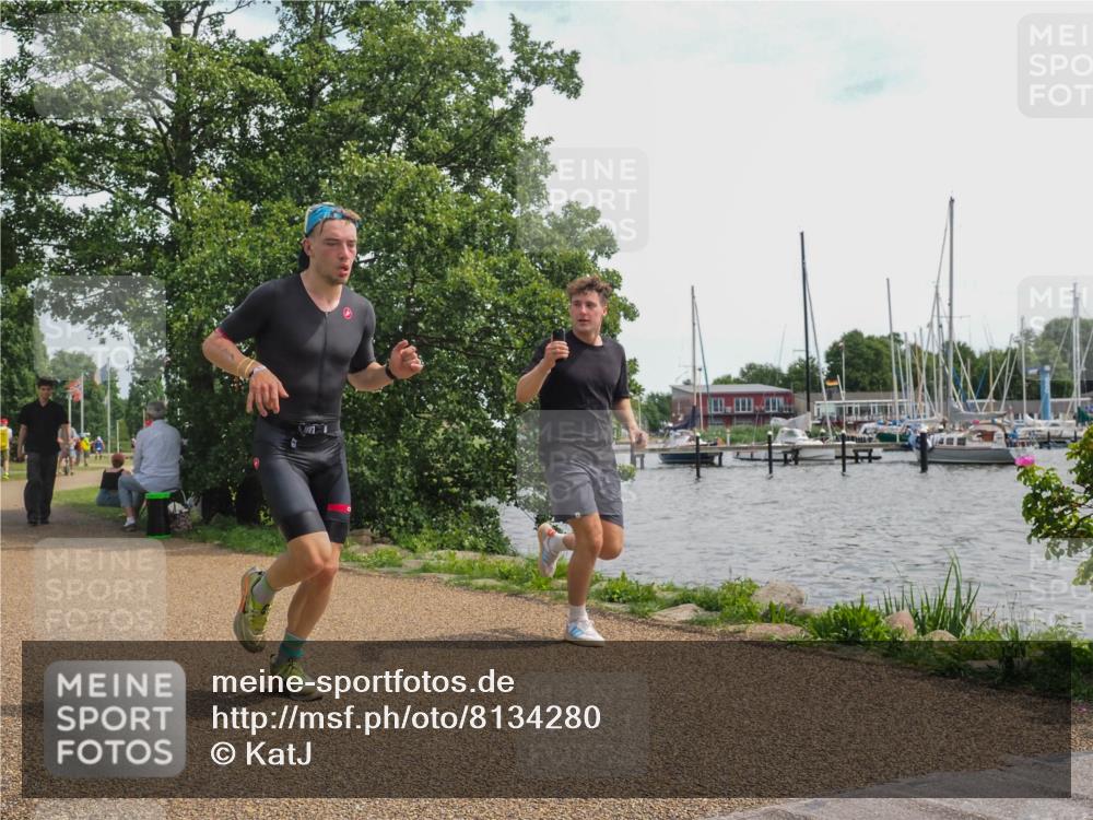 22.06.2025 - Viking Triathlon KatJ http://msf.ph/oto/8134280 22.06.2025 14:11:21 Laufen 87, 527 meine-sportfotos.de