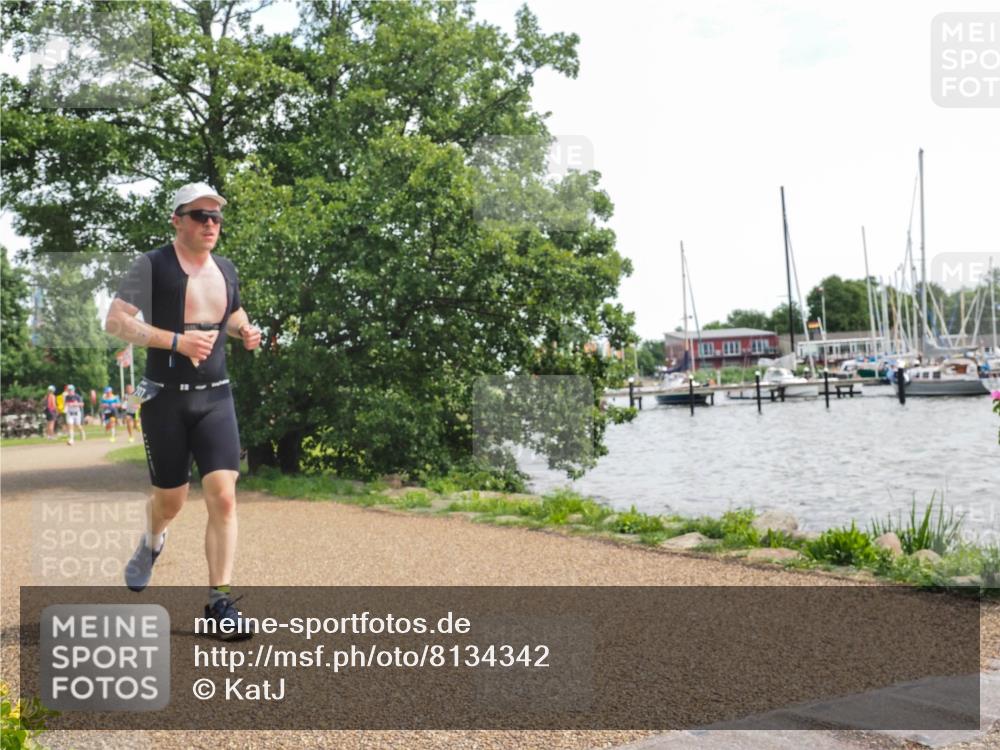 22.06.2025 - Viking Triathlon KatJ http://msf.ph/oto/8134342 22.06.2025 14:11:54 Laufen 297 meine-sportfotos.de