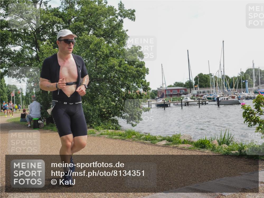 22.06.2025 - Viking Triathlon KatJ http://msf.ph/oto/8134351 22.06.2025 14:11:54 Laufen 297 meine-sportfotos.de