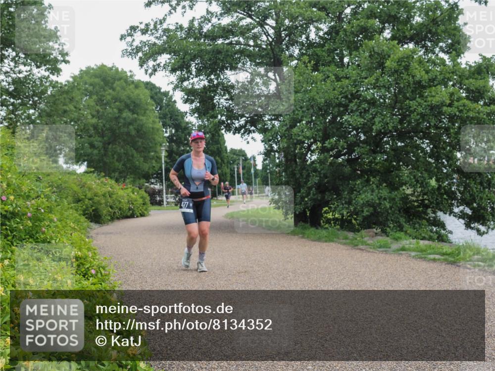 22.06.2025 - Viking Triathlon KatJ http://msf.ph/oto/8134352 22.06.2025 15:58:45 Laufen 477 meine-sportfotos.de