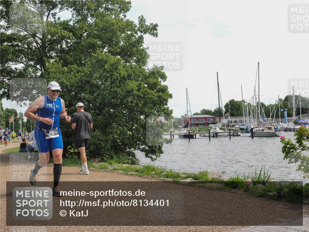22.06.2025 - Viking Triathlon KatJ http://msf.ph/oto/8134401 22.06.2025 14:12:19 Laufen 490 meine-sportfotos.de