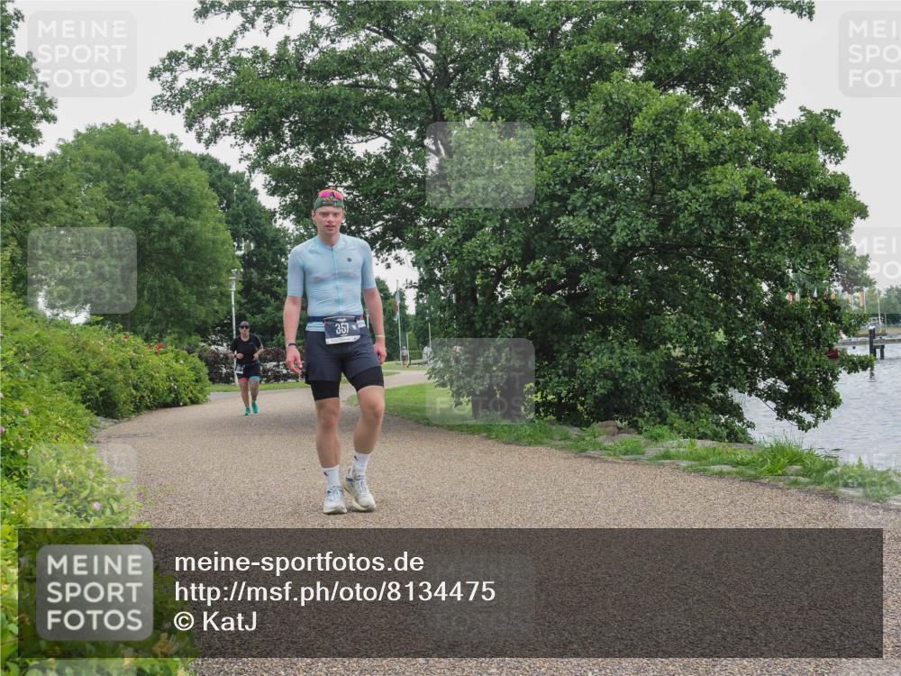 22.06.2025 - Viking Triathlon KatJ http://msf.ph/oto/8134475 22.06.2025 15:59:13 Laufen 357 meine-sportfotos.de
