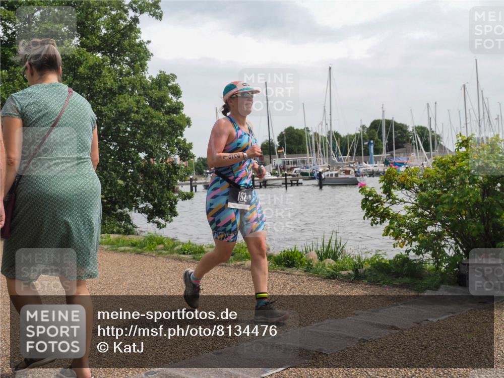 22.06.2025 - Viking Triathlon KatJ http://msf.ph/oto/8134476 22.06.2025 14:12:40 Laufen 31, 192, 416 meine-sportfotos.de