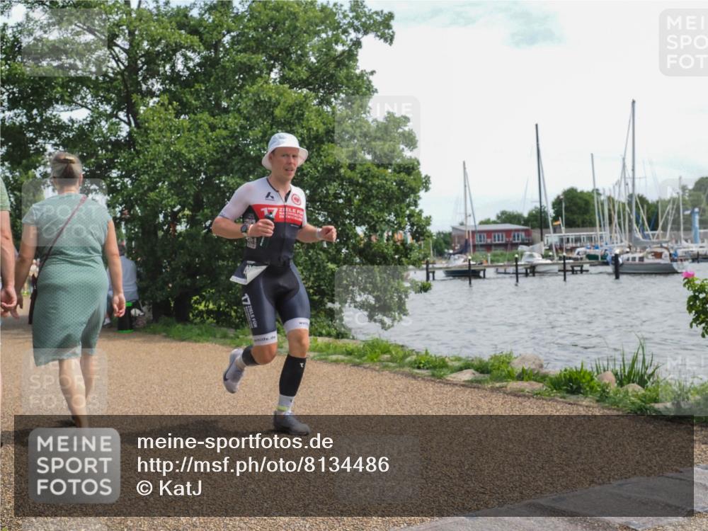 22.06.2025 - Viking Triathlon KatJ http://msf.ph/oto/8134486 22.06.2025 14:12:41 Laufen 31, 192, 416 meine-sportfotos.de