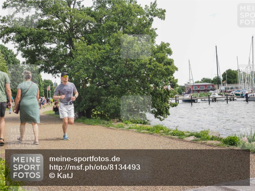 22.06.2025 - Viking Triathlon KatJ http://msf.ph/oto/8134493 22.06.2025 14:12:43 Laufen 31, 416 meine-sportfotos.de
