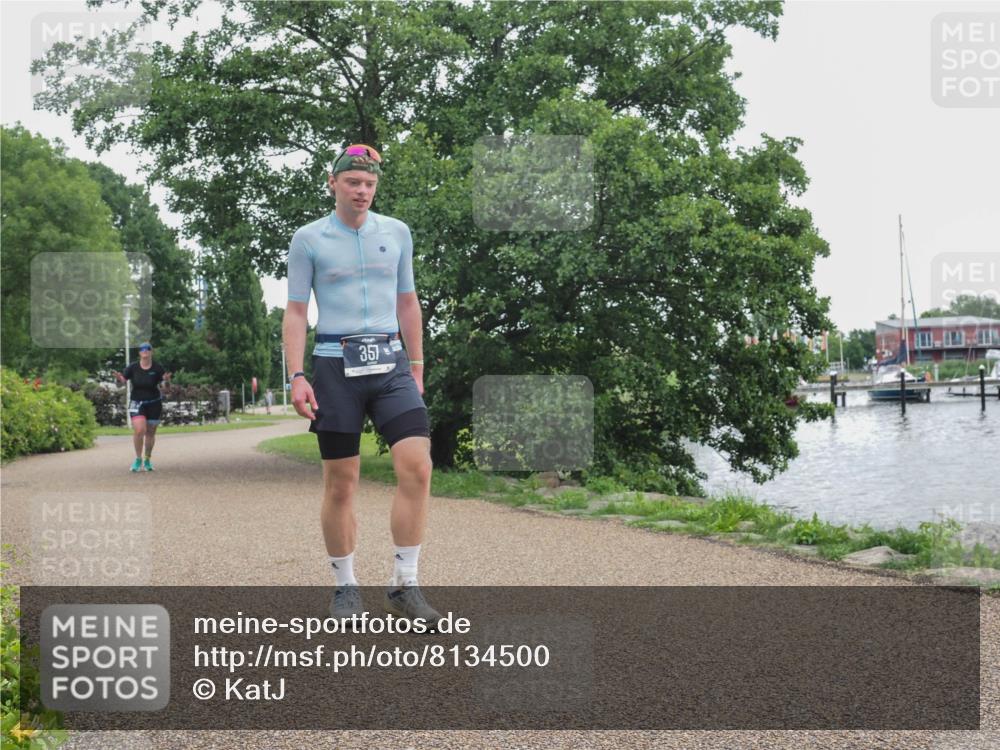 22.06.2025 - Viking Triathlon KatJ http://msf.ph/oto/8134500 22.06.2025 15:59:14 Laufen 357 meine-sportfotos.de