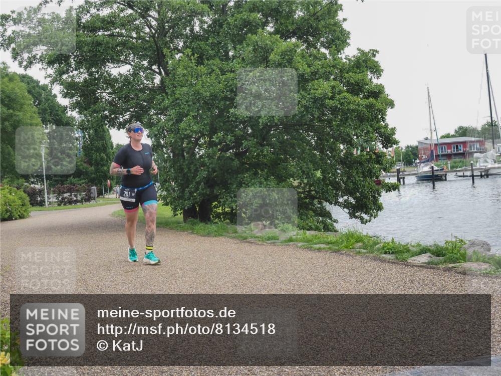 22.06.2025 - Viking Triathlon KatJ http://msf.ph/oto/8134518 22.06.2025 15:59:18 Laufen 201, 357 meine-sportfotos.de