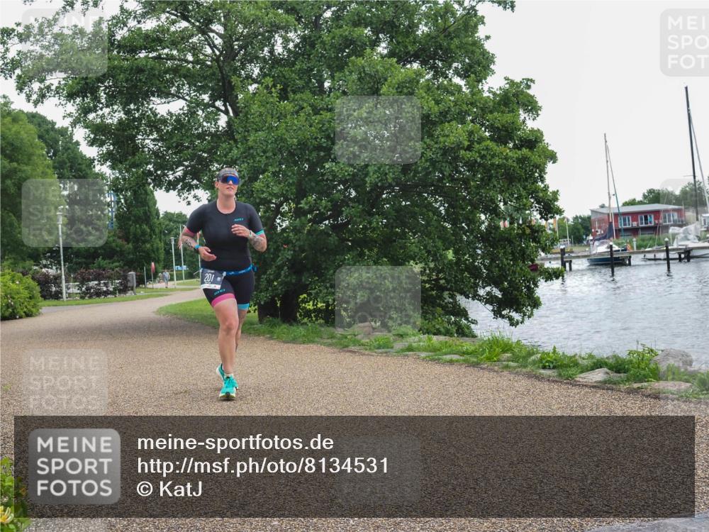 22.06.2025 - Viking Triathlon KatJ http://msf.ph/oto/8134531 22.06.2025 15:59:18 Laufen 201, 357 meine-sportfotos.de