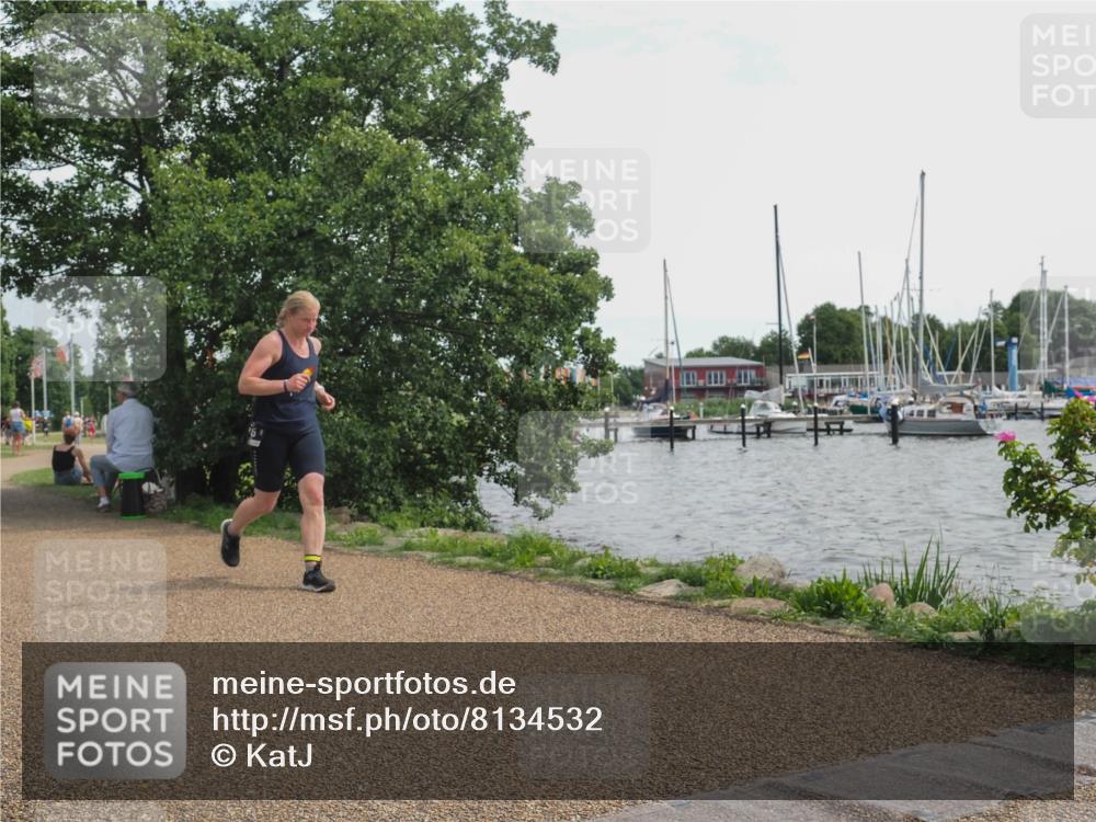 22.06.2025 - Viking Triathlon KatJ http://msf.ph/oto/8134532 22.06.2025 14:12:59 Laufen 475 meine-sportfotos.de