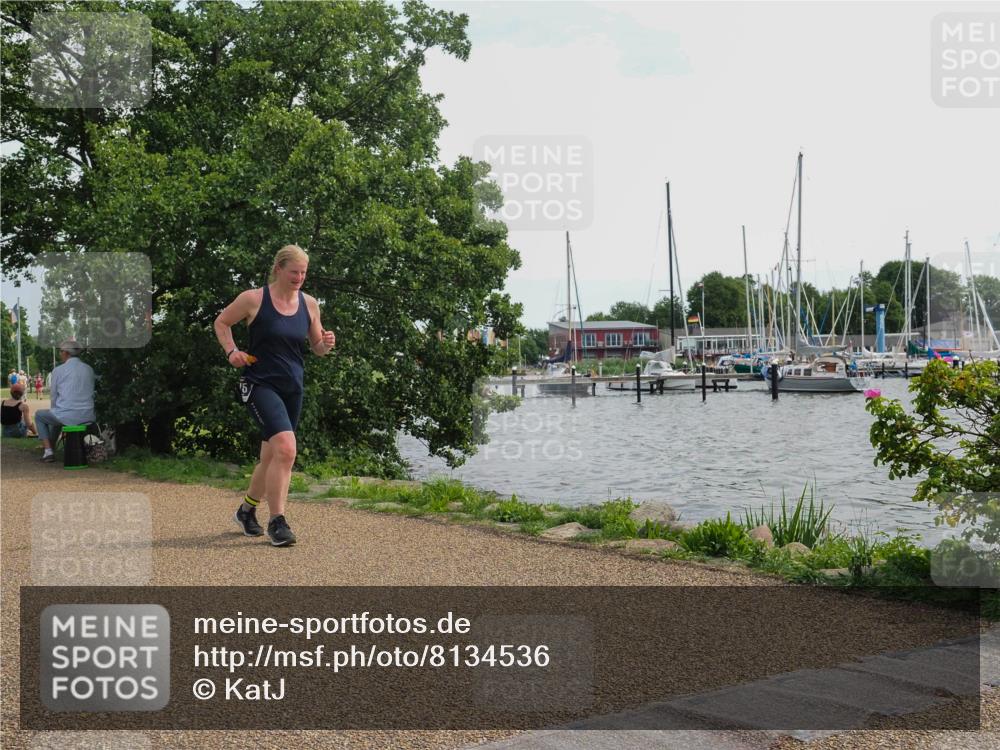 22.06.2025 - Viking Triathlon KatJ http://msf.ph/oto/8134536 22.06.2025 14:12:59 Laufen 475 meine-sportfotos.de