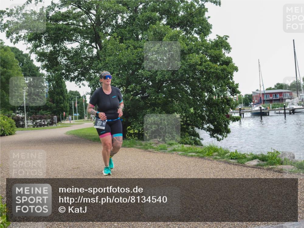 22.06.2025 - Viking Triathlon KatJ http://msf.ph/oto/8134540 22.06.2025 15:59:18 Laufen 201, 357 meine-sportfotos.de