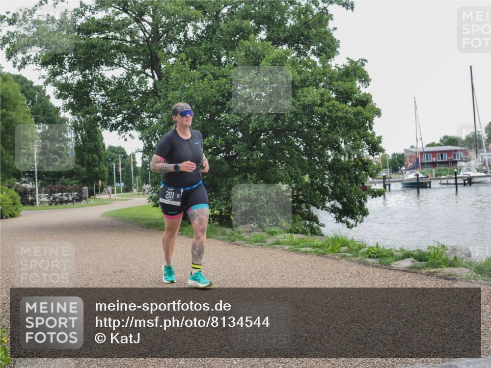 22.06.2025 - Viking Triathlon KatJ http://msf.ph/oto/8134544 22.06.2025 15:59:18 Laufen 201, 357 meine-sportfotos.de