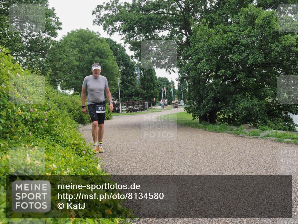 22.06.2025 - Viking Triathlon KatJ http://msf.ph/oto/8134580 22.06.2025 16:00:39 Laufen 333 meine-sportfotos.de