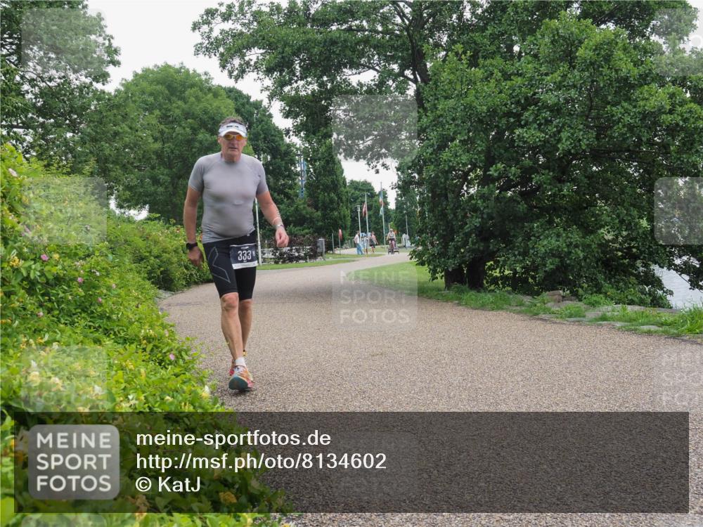 22.06.2025 - Viking Triathlon KatJ http://msf.ph/oto/8134602 22.06.2025 16:00:40 Laufen 333 meine-sportfotos.de