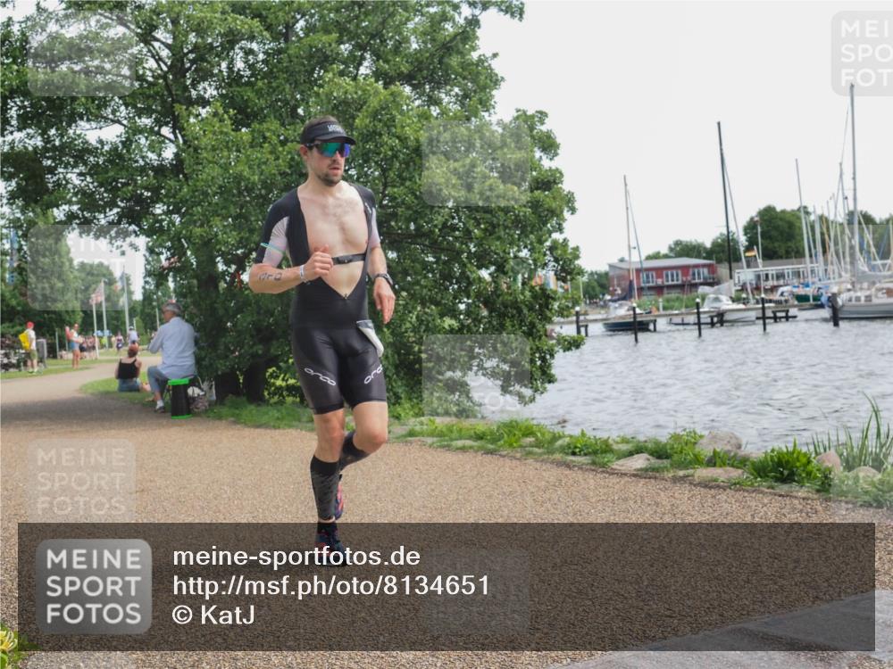 22.06.2025 - Viking Triathlon KatJ http://msf.ph/oto/8134651 22.06.2025 14:13:47 Laufen 310, 344 meine-sportfotos.de