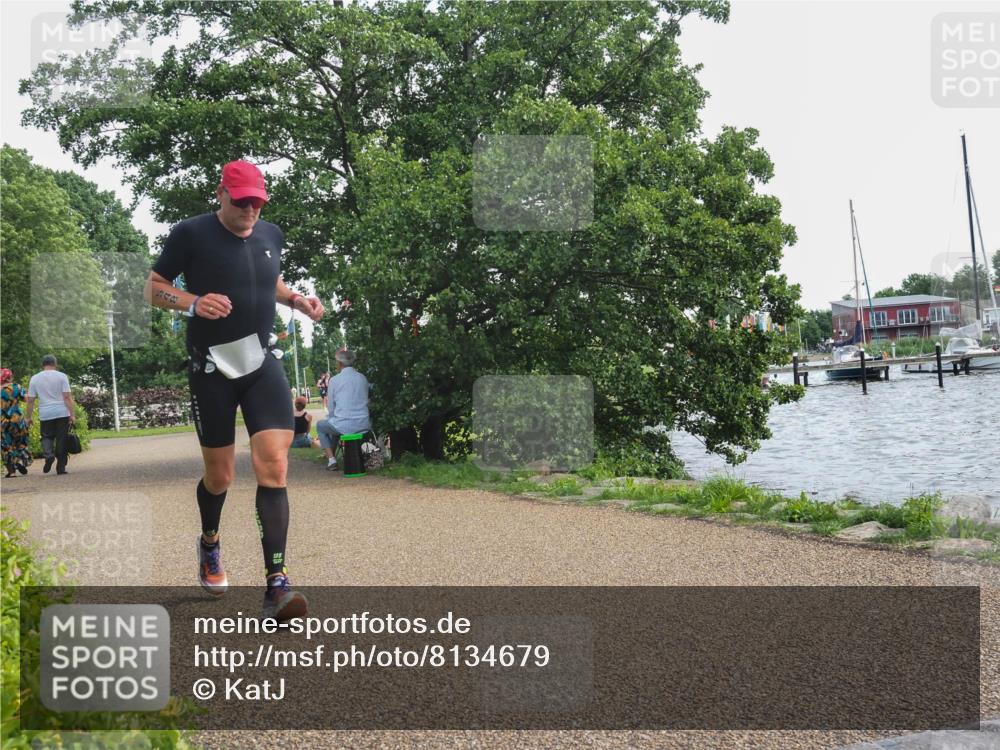 22.06.2025 - Viking Triathlon KatJ http://msf.ph/oto/8134679 22.06.2025 14:13:53 Laufen 344, 548 meine-sportfotos.de