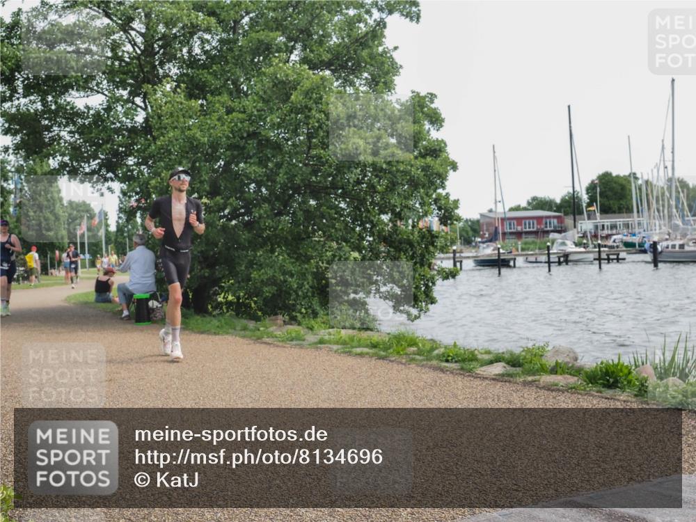 22.06.2025 - Viking Triathlon KatJ http://msf.ph/oto/8134696 22.06.2025 14:14:07 Laufen 193 meine-sportfotos.de