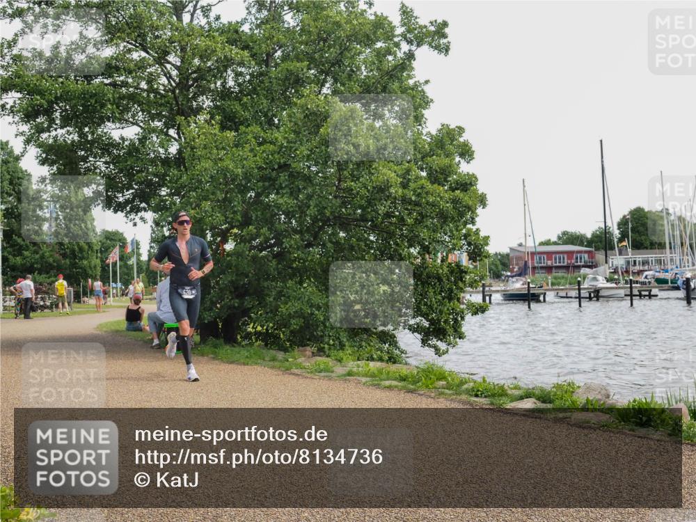 22.06.2025 - Viking Triathlon KatJ http://msf.ph/oto/8134736 22.06.2025 14:14:14 Laufen 140, 520 meine-sportfotos.de