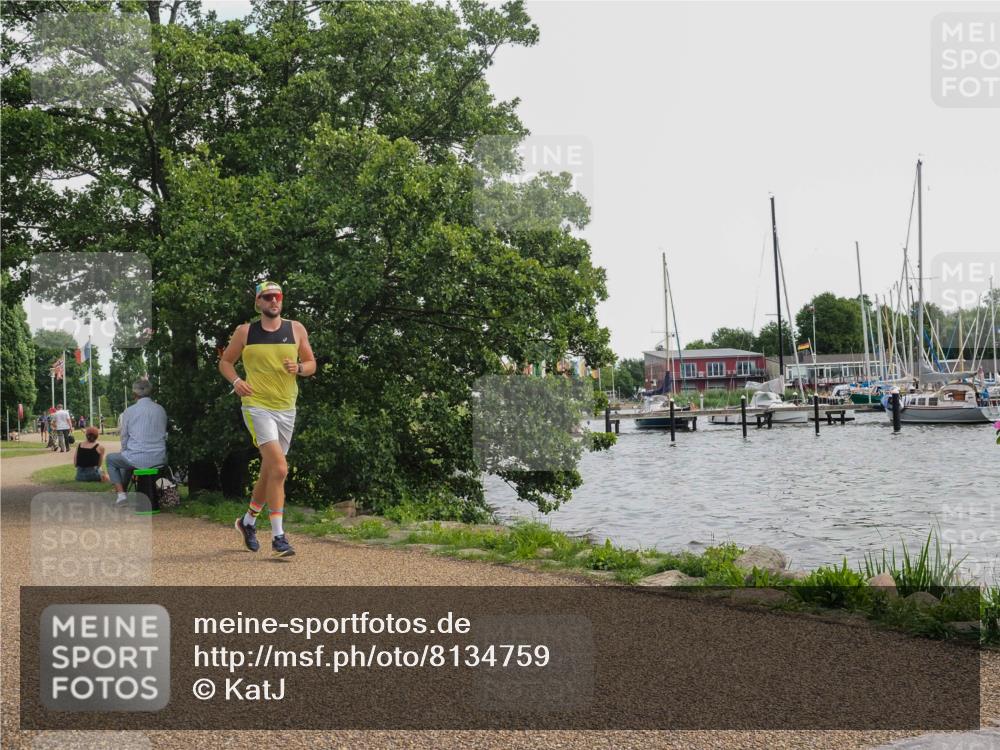 22.06.2025 - Viking Triathlon KatJ http://msf.ph/oto/8134759 22.06.2025 14:14:29 Laufen 607 meine-sportfotos.de