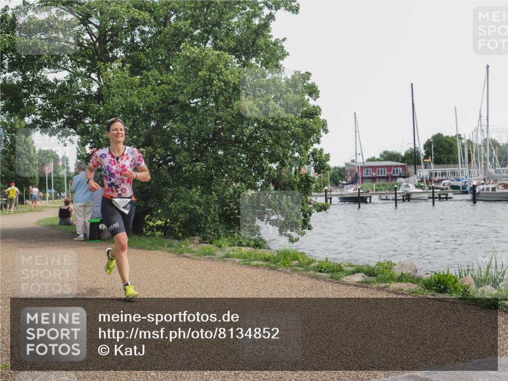 22.06.2025 - Viking Triathlon KatJ http://msf.ph/oto/8134852 22.06.2025 14:16:00 Laufen 441, 509 meine-sportfotos.de