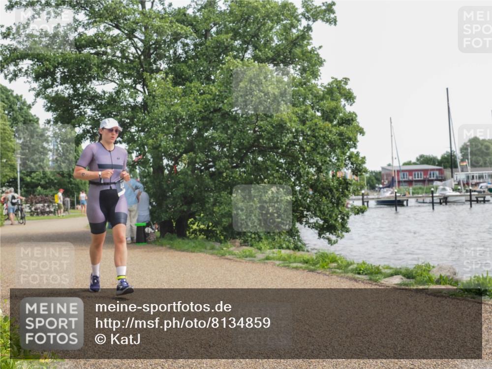 22.06.2025 - Viking Triathlon KatJ http://msf.ph/oto/8134859 22.06.2025 14:16:03 Laufen 441, 509 meine-sportfotos.de