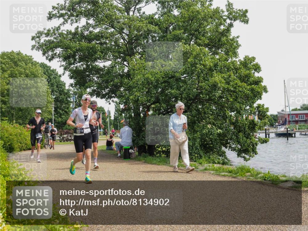 22.06.2025 - Viking Triathlon KatJ http://msf.ph/oto/8134902 22.06.2025 14:16:52 Laufen 34, 128, 182, 546 meine-sportfotos.de